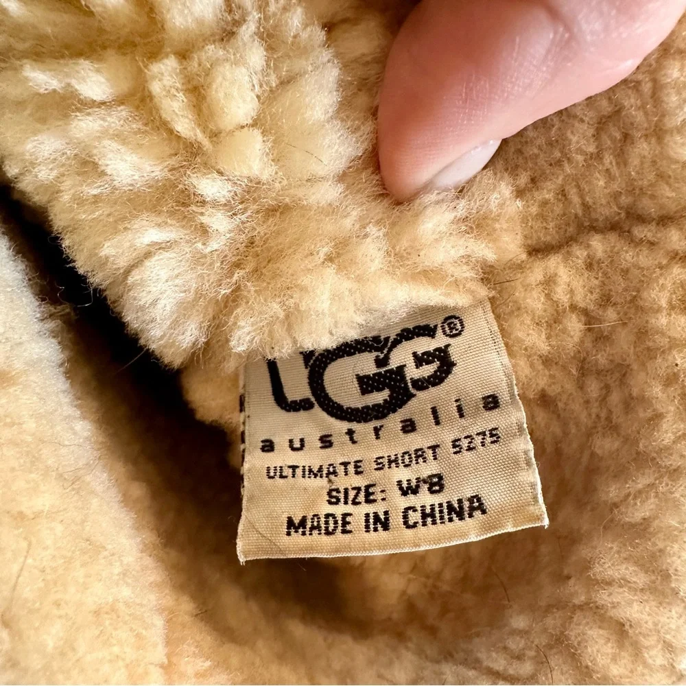 UGG Ultimate Short Boots Women Size 8 Tan Suede Sheepskin Cozy Hole - see photos